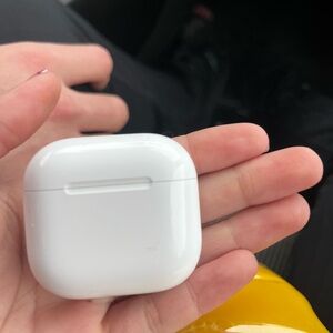 White Wireless Earbuds Charging Case